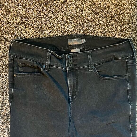 Torrid Skinny Jegging Pants Women's 18T Black Feel The Fit Super Soft Stretch - Picture 5 of 6